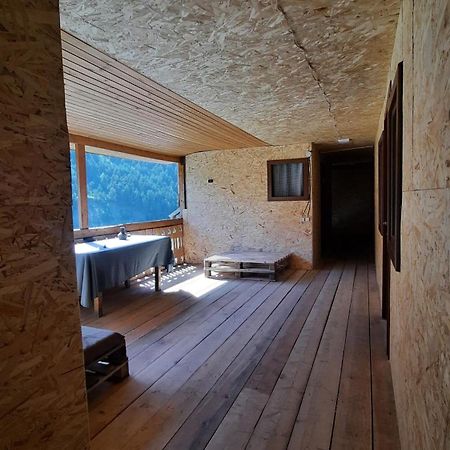 Guesthouse Pirimze Dartlo Luaran gambar