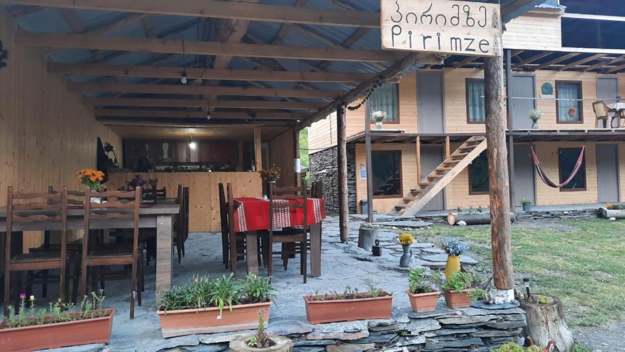 Guesthouse Pirimze Dartlo Luaran gambar
