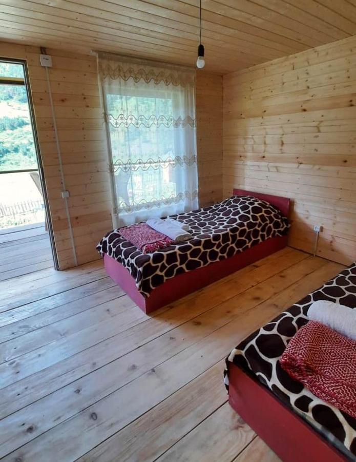 Guesthouse Pirimze Dartlo Luaran gambar